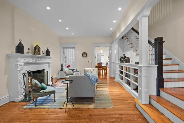 $1,975,000 | 5801 South Blackstone Avenue, Chicago, IL 60637