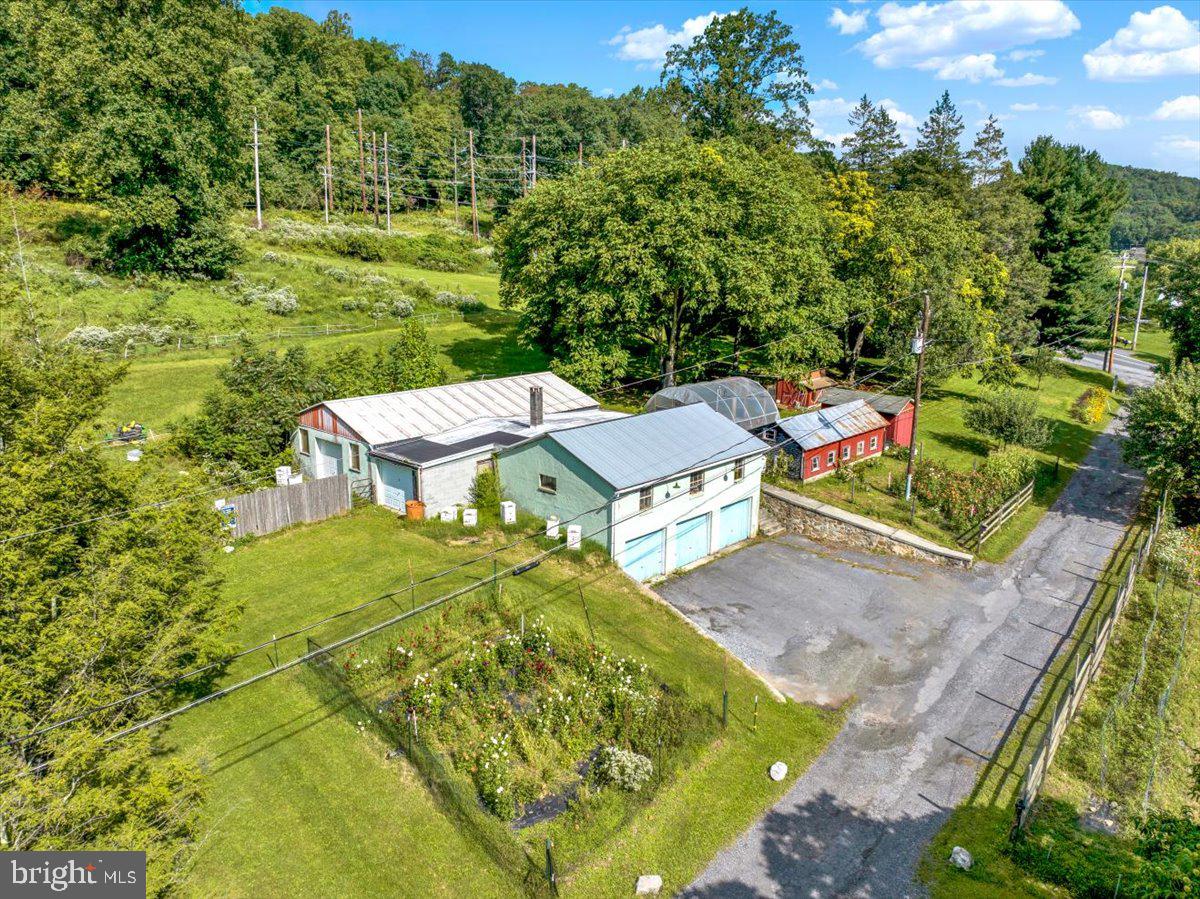 149 Bingaman Road Reading, PA 19606 - Photo 19 of 60 So many possibilities!