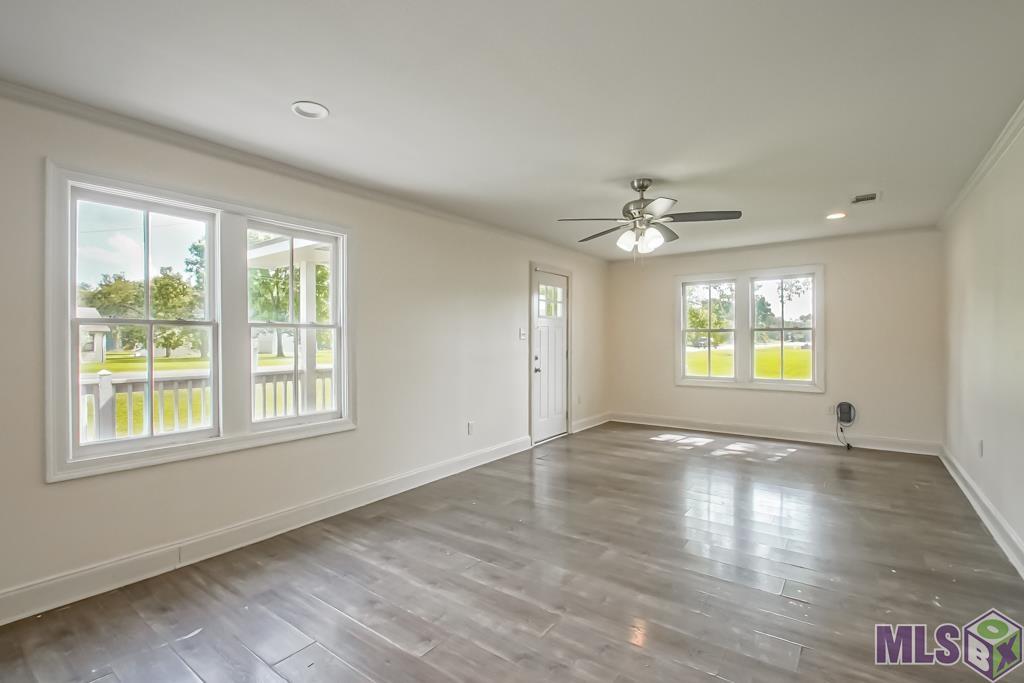 40035 Cornerview Road Gonzales, LA 70737 - Photo 11 of 48 Gallery Image 11