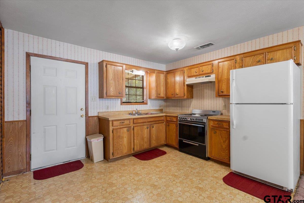 1572 Farm To Market 23 Rusk, TX 75785 - Photo 10 of 46 Gallery Image 10