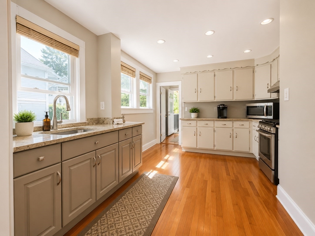 27 Woodleigh Road Watertown, MA 02472 - Photo 10 of 40 Gallery Image 10