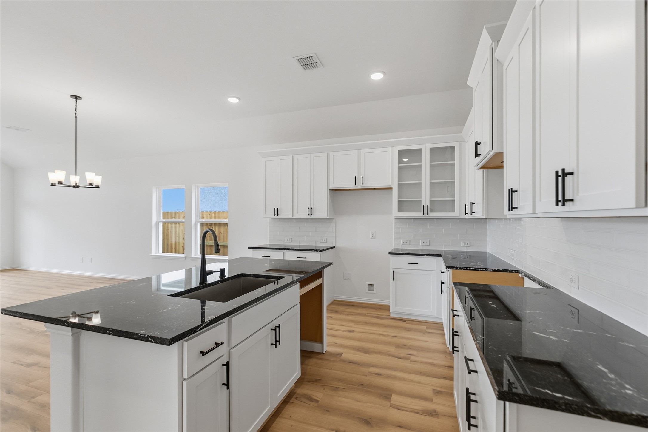 21130 Sunlight Grv Drive Rosharon, TX 77583 - Photo 11 of 34