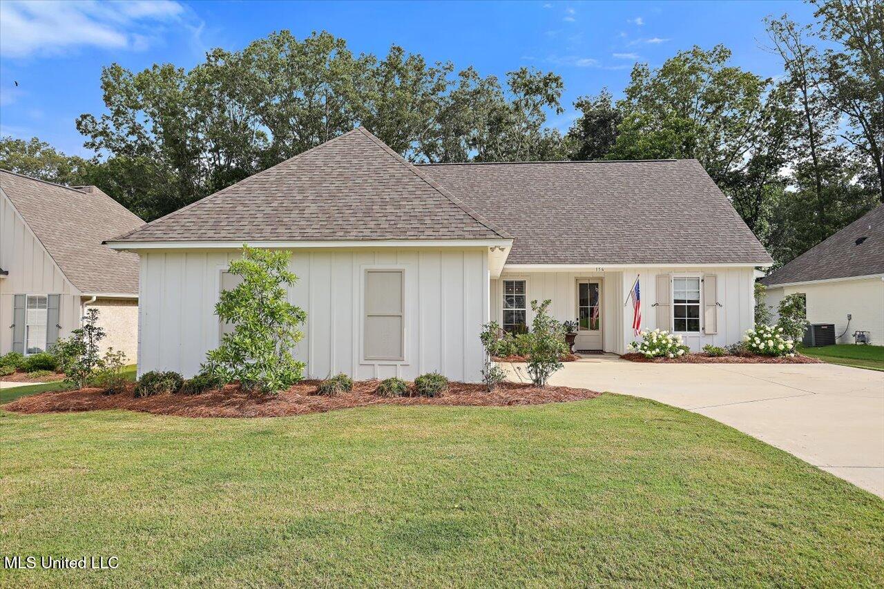 01-156 Shore View Dr