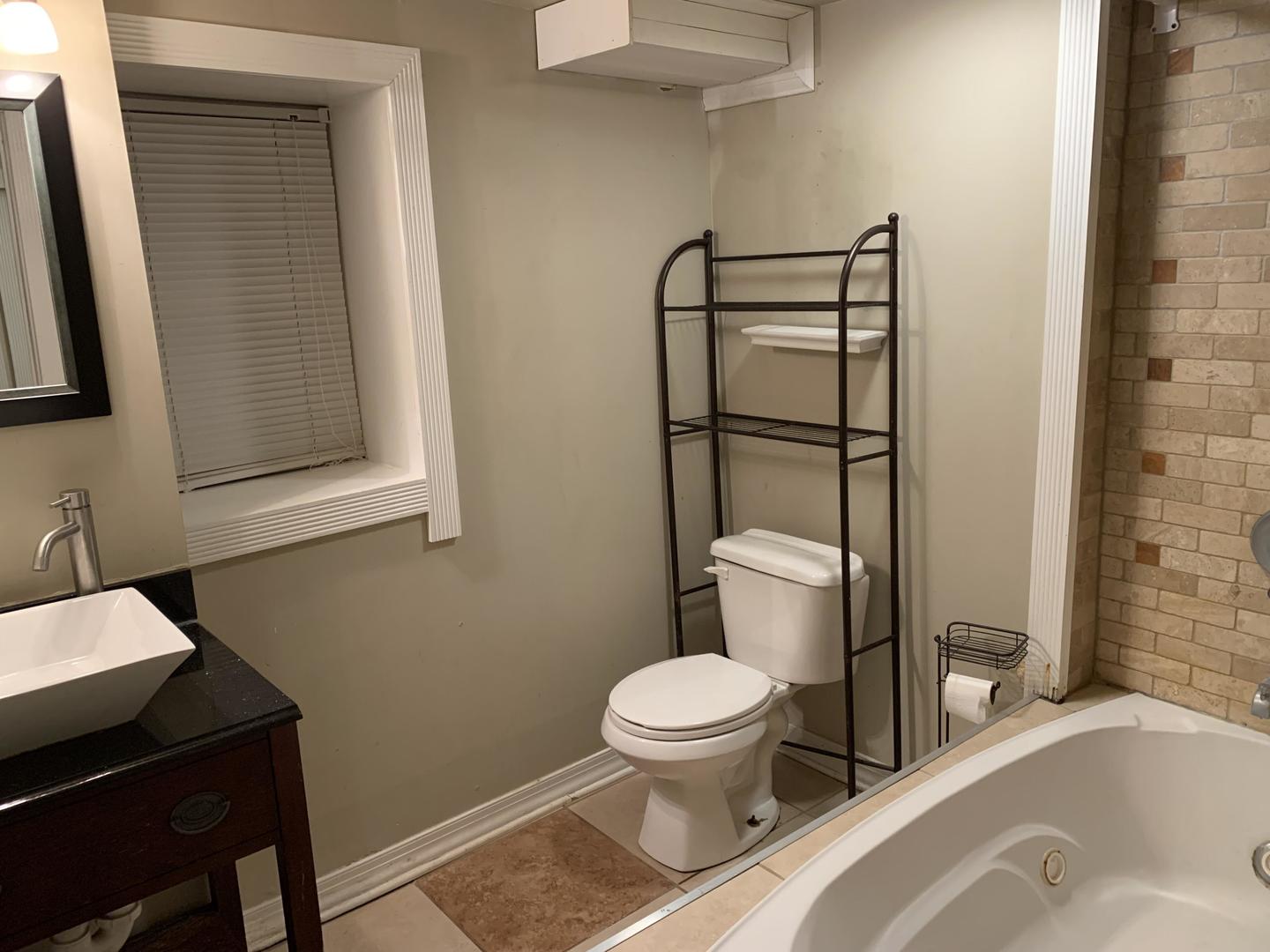 2863 West Belden Avenue, Unit 2 Chicago, IL 60647 - Photo 13 of 21