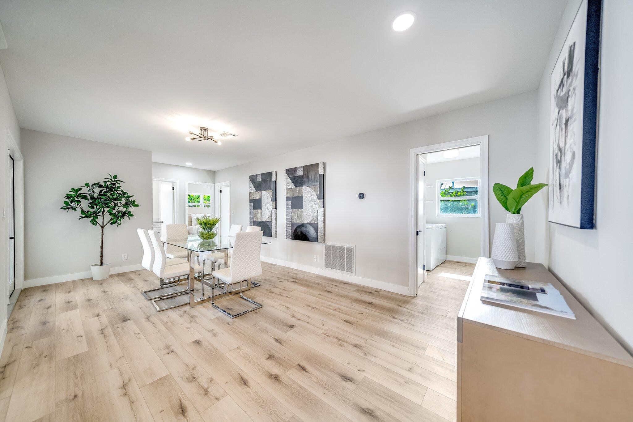 924 Southwest 14th Street Boca Raton, FL 33486 - Photo 11 of 27 Dining Room