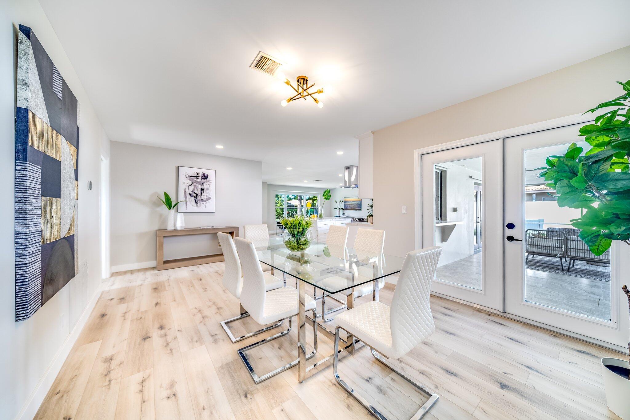 924 Southwest 14th Street Boca Raton, FL 33486 - Photo 12 of 27 Dining Room