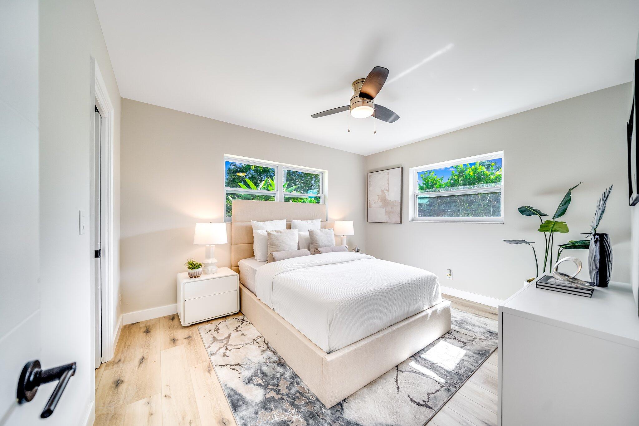 924 Southwest 14th Street Boca Raton, FL 33486 - Photo 18 of 27 Guest Bedroom (2)