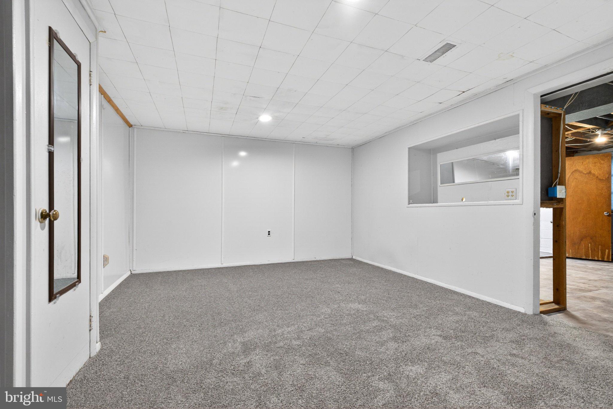 7729 Charlesmont Road Baltimore, MD 21222 - Photo 29 of 38 Versatile space ready for your vision.