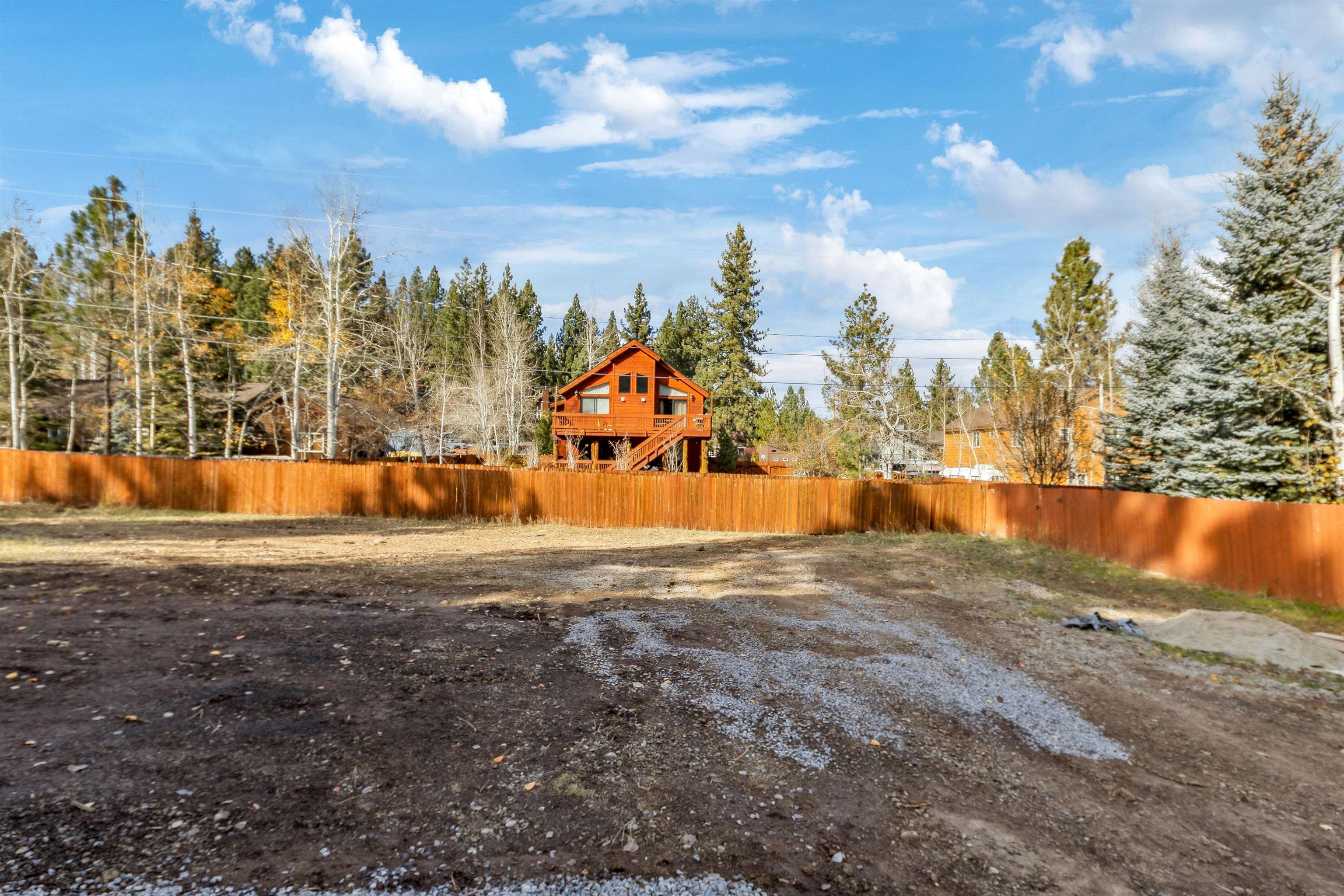 10164 Shore Pine Road Truckee, CA 96161 - Photo 7 of 26 Gallery Image 7