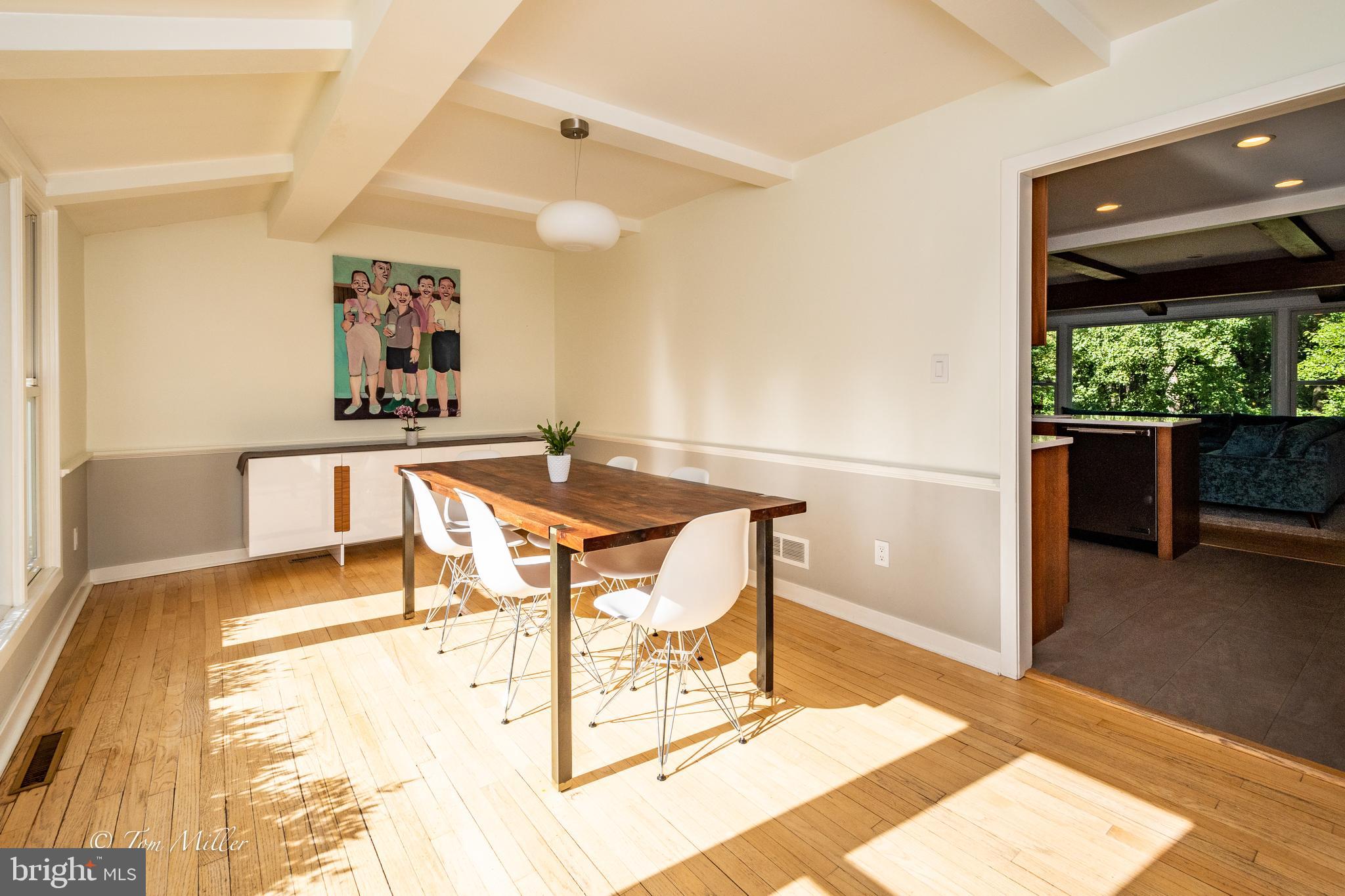 1802 Indian Head Road Baltimore, MD 21204 - Photo 21 of 54 Bright and sunny Formal Dining