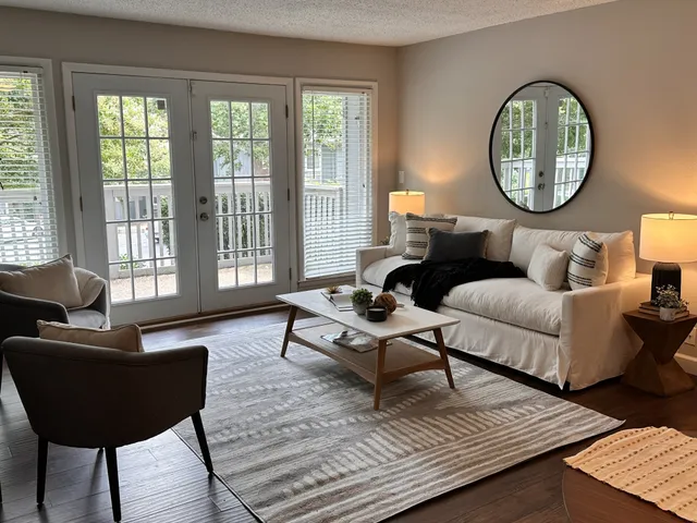 $1,900 | 21 Vaughns Gap Road, Unit 86, Nashville, TN 37205