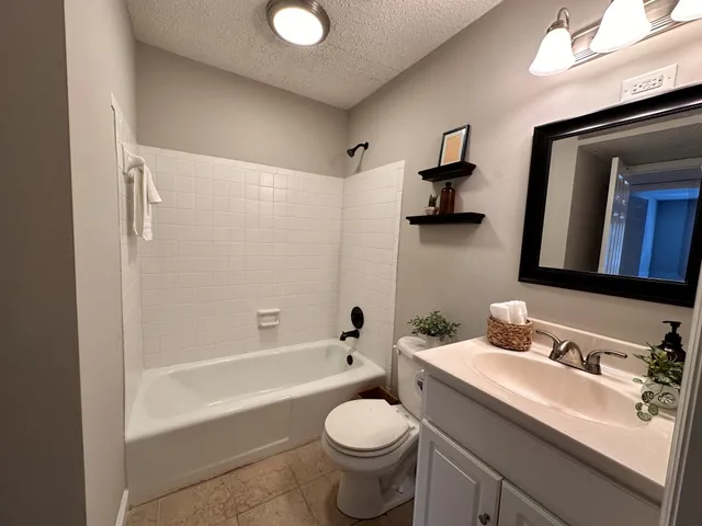 $1,900 | 21 Vaughns Gap Road, Unit 86, Nashville, TN 37205