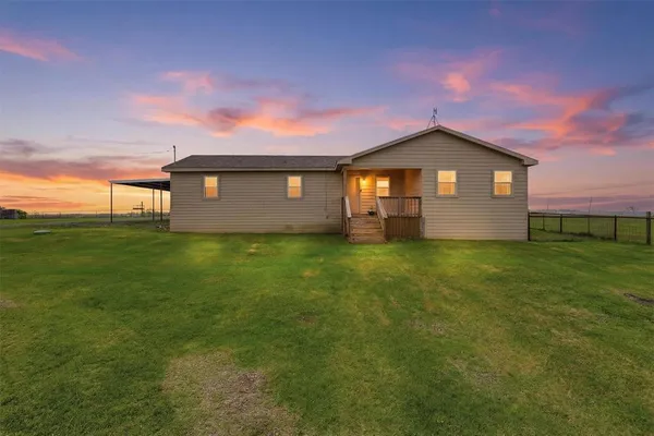 $350,000 | 1051 Pigg Road, Waxahachie, TX 75165