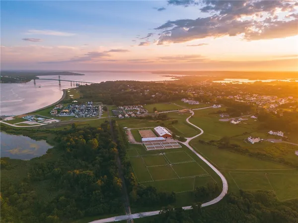 $7,000 | 4 Wimbledon Circle, Portsmouth, RI 02871