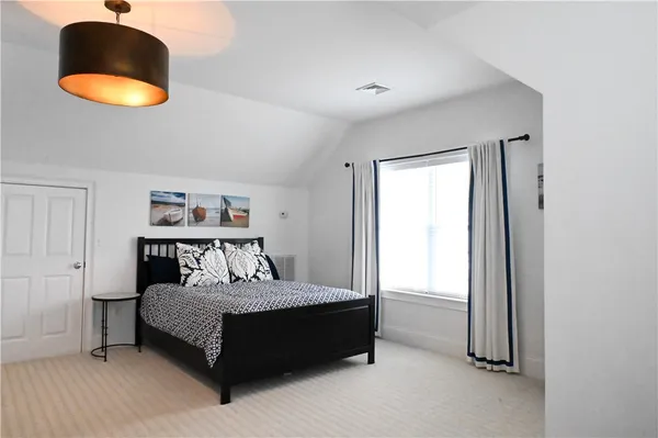 $7,000 | 4 Wimbledon Circle, Portsmouth, RI 02871