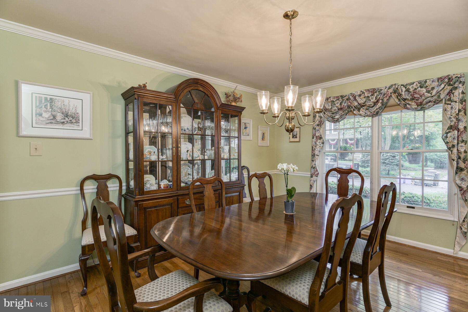 18837 Falling Star Road Germantown, MD 20874 - Photo 14 of 40 Dining Room