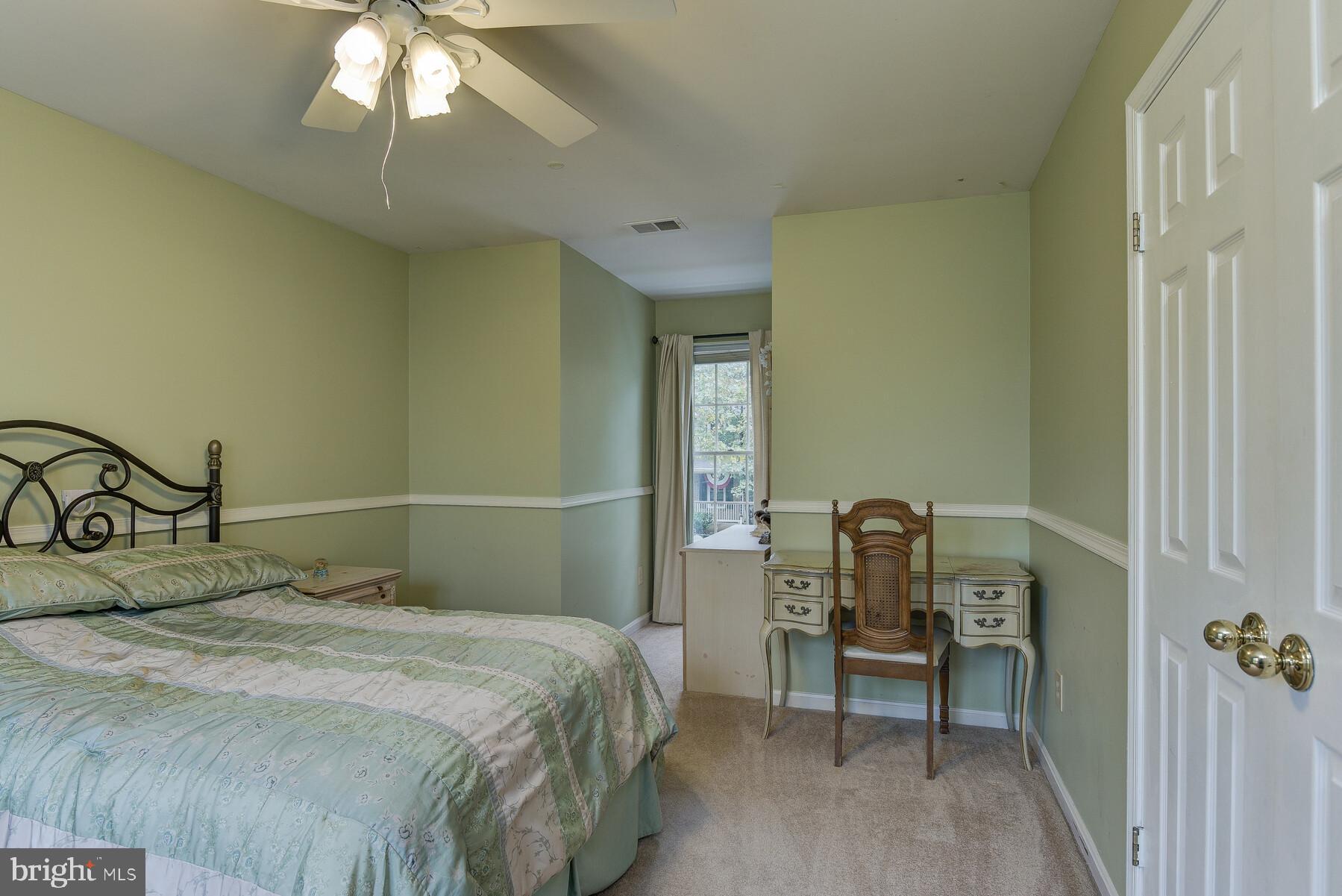 18837 Falling Star Road Germantown, MD 20874 - Photo 27 of 40 Bedroom #4 - Upper Level