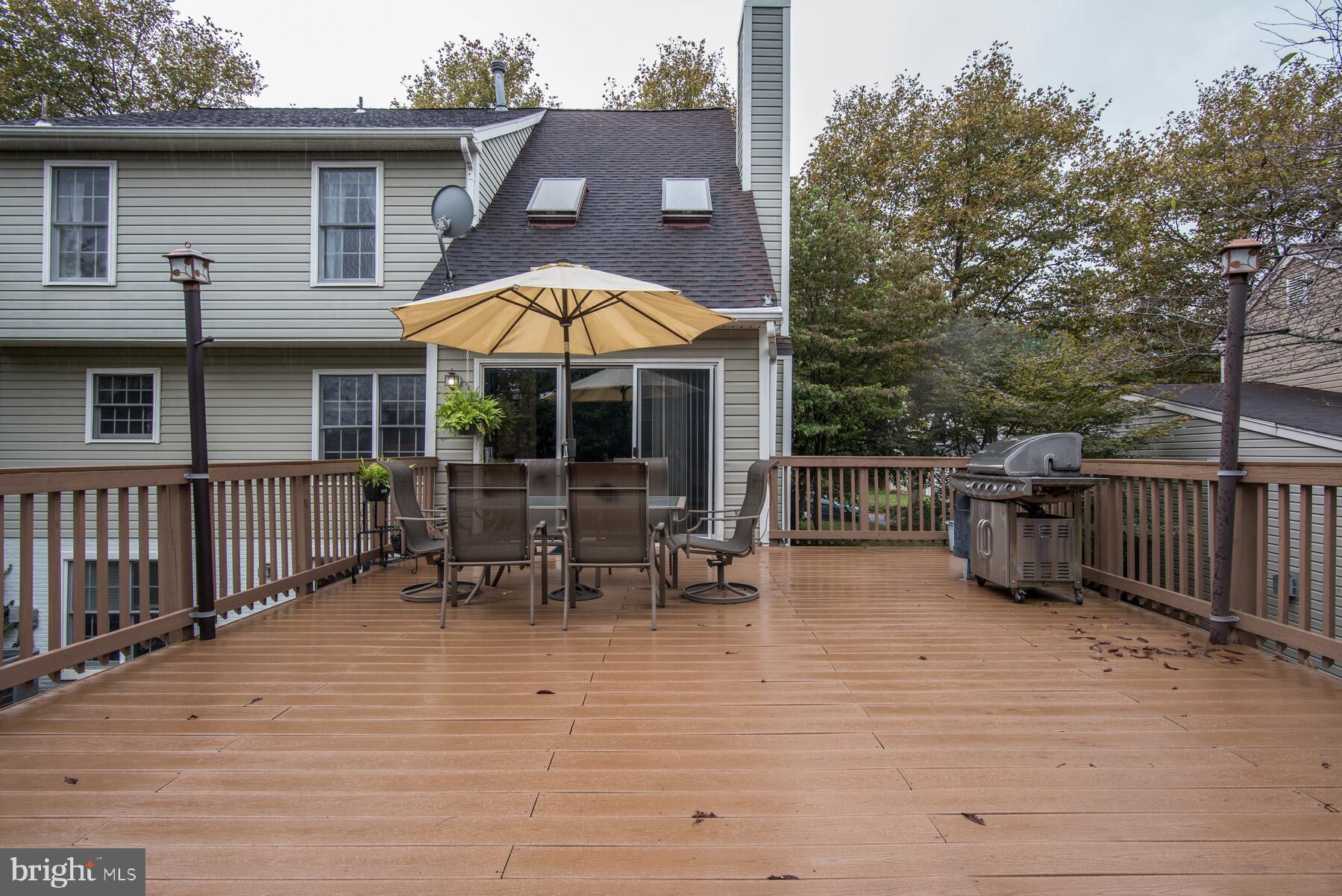 18837 Falling Star Road Germantown, MD 20874 - Photo 37 of 40 Rear Deck