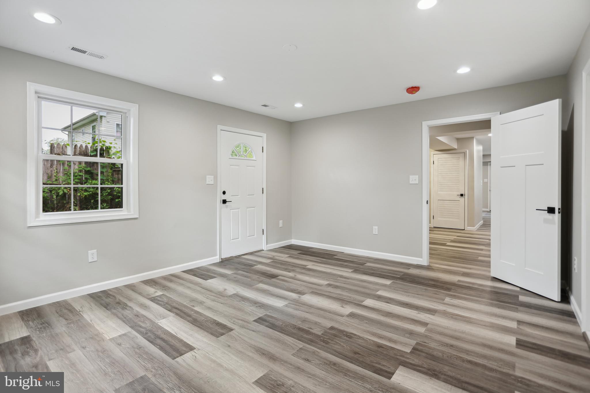 6719 Clinglog Street Capitol Heights, MD 20743 - Photo 15 of 26 Primary