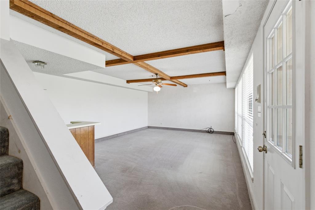 2326 Forest Hills Road Grapevine, TX 76051 - Photo 19 of 37