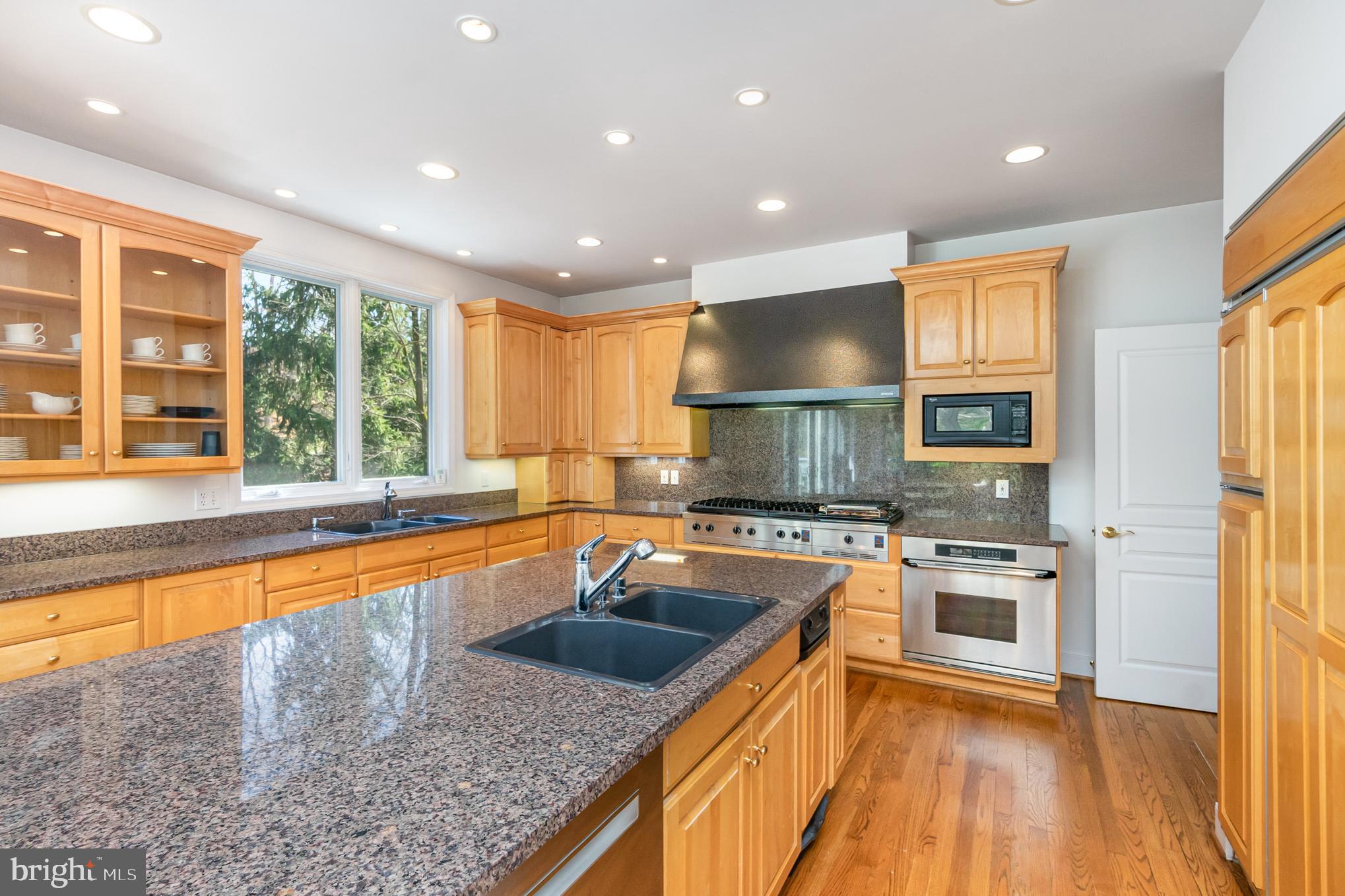 12 Burnbrae Road Towson, MD 21204 - Photo 14 of 114 Gallery Image 14