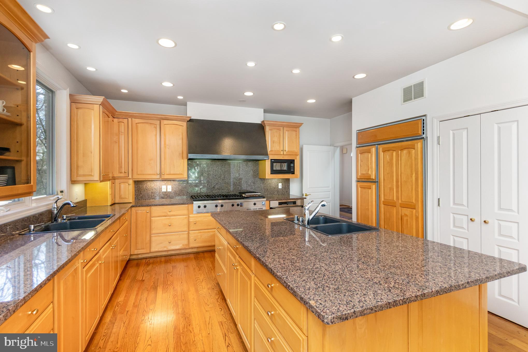 12 Burnbrae Road Towson, MD 21204 - Photo 15 of 114 Gallery Image 15