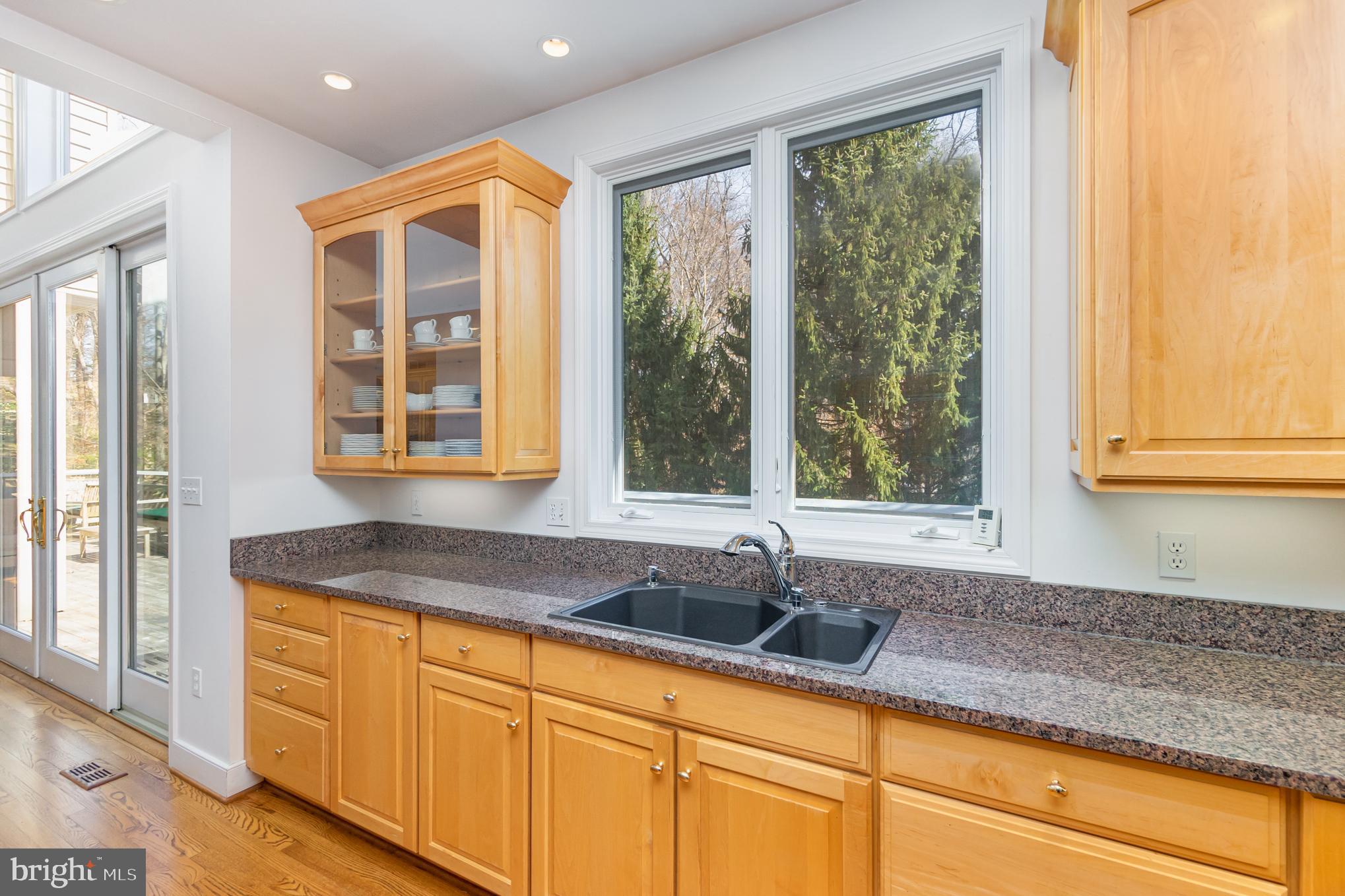 12 Burnbrae Road Towson, MD 21204 - Photo 17 of 114 Gallery Image 17