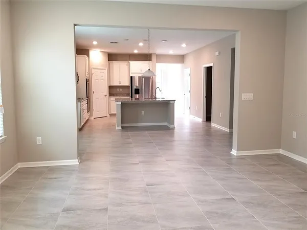 $2,595 | 4923 Rolling Greene Drive, Wesley Chapel, FL 33543