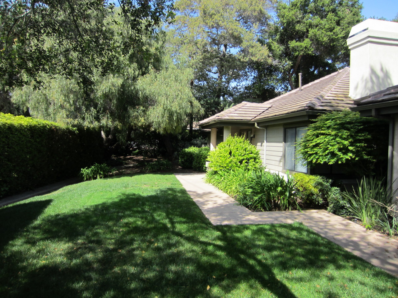 4042 Primavera Road, Unit 9 Santa Barbara, CA 93110 - Photo 6 of 8 Front Yard