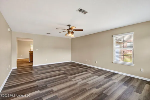 $2,000 | 10261 English Manor Drive, Gulfport, MS 39503