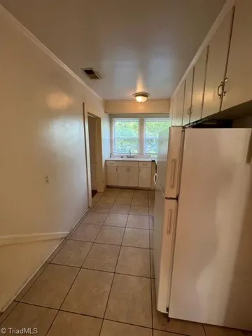 $995 | 1425 West Academy Street, Unit UP, Winston-Salem, NC 27103