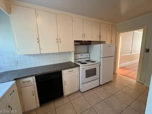 $995 | 1425 West Academy Street, Unit UP, Winston-Salem, NC 27103