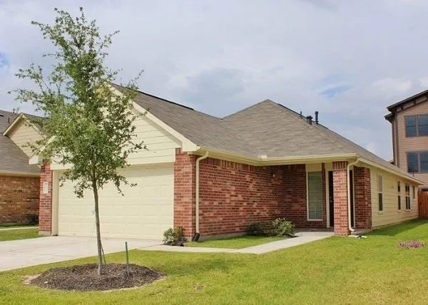 $1,950 | 5538 Plantation Forest Drive, Katy, TX 77449