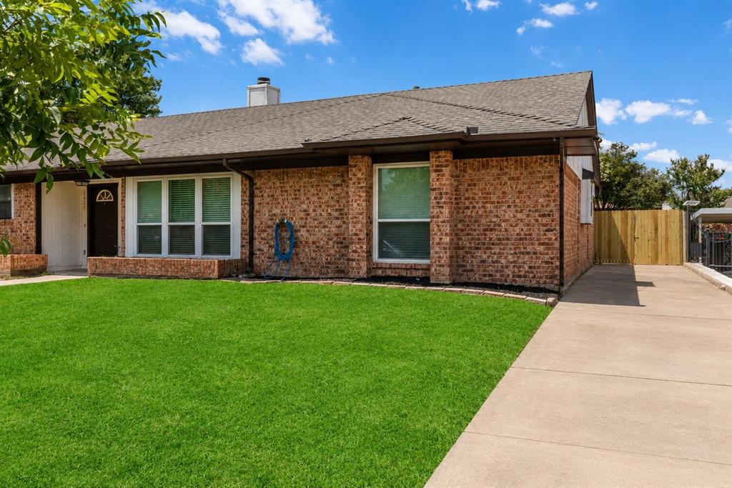2429 Chestnut Way Bedford, TX 76022 - Photo 1 of 17