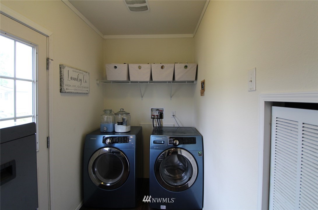 300 Park Avenue, Unit 20 Buckley, WA 98321 - Photo 11 of 14