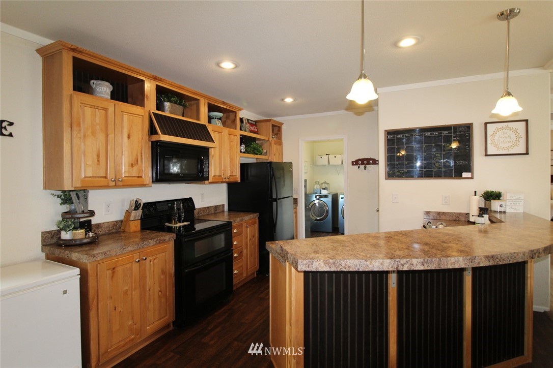 300 Park Avenue, Unit 20 Buckley, WA 98321 - Photo 3 of 14