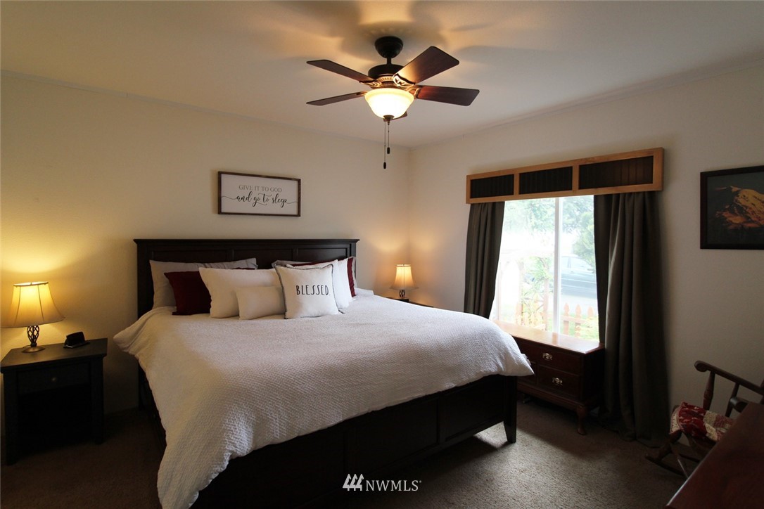 300 Park Avenue, Unit 20 Buckley, WA 98321 - Photo 5 of 14