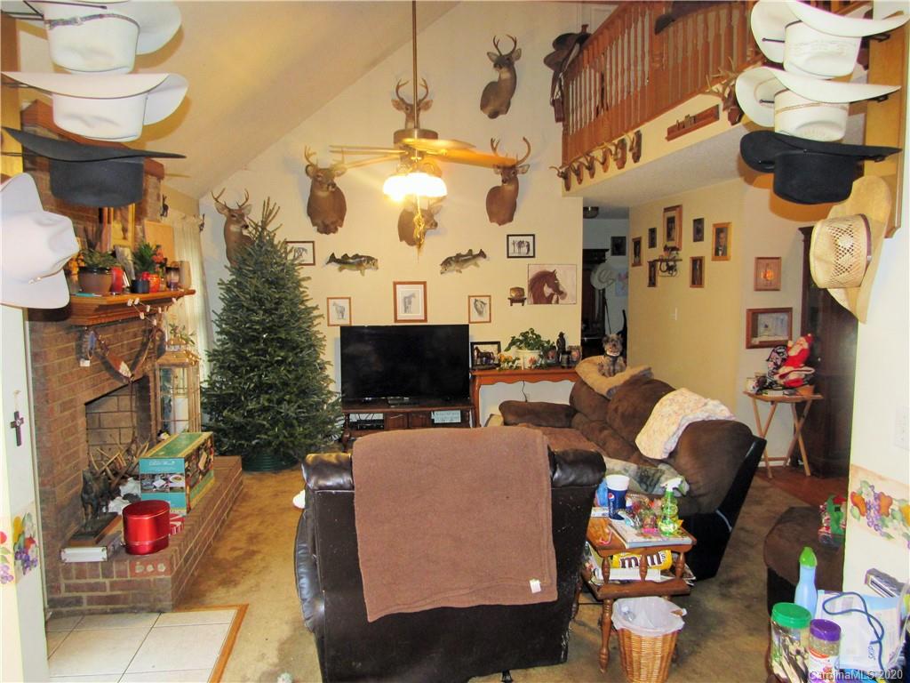 323-1 Range Road Kings Mountain, NC 28086 - Photo 2 of 13 Gallery Image 2