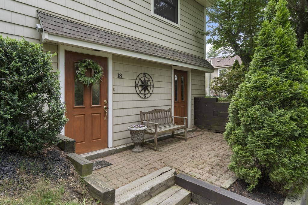 18 Outlook Road Billerica, MA 01862 - Photo 3 of 32 Gallery Image 3