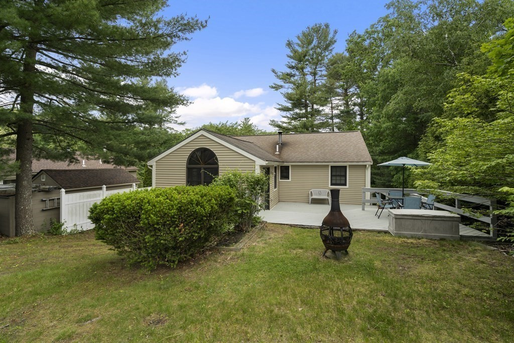 18 Outlook Road Billerica, MA 01862 - Photo 5 of 32 Gallery Image 5