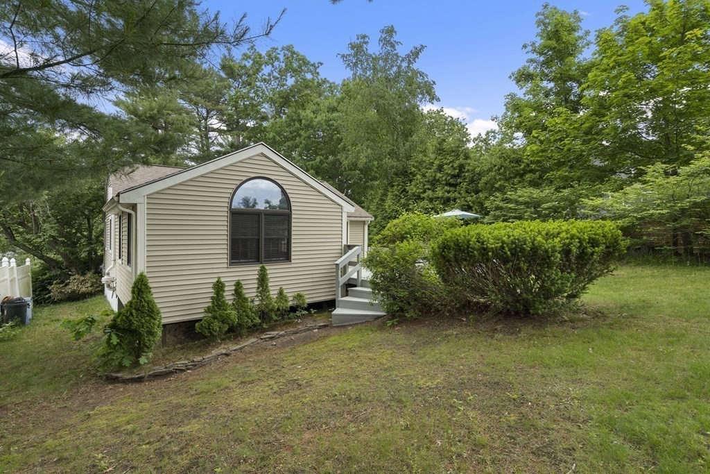18 Outlook Road Billerica, MA 01862 - Photo 7 of 32 Gallery Image 7