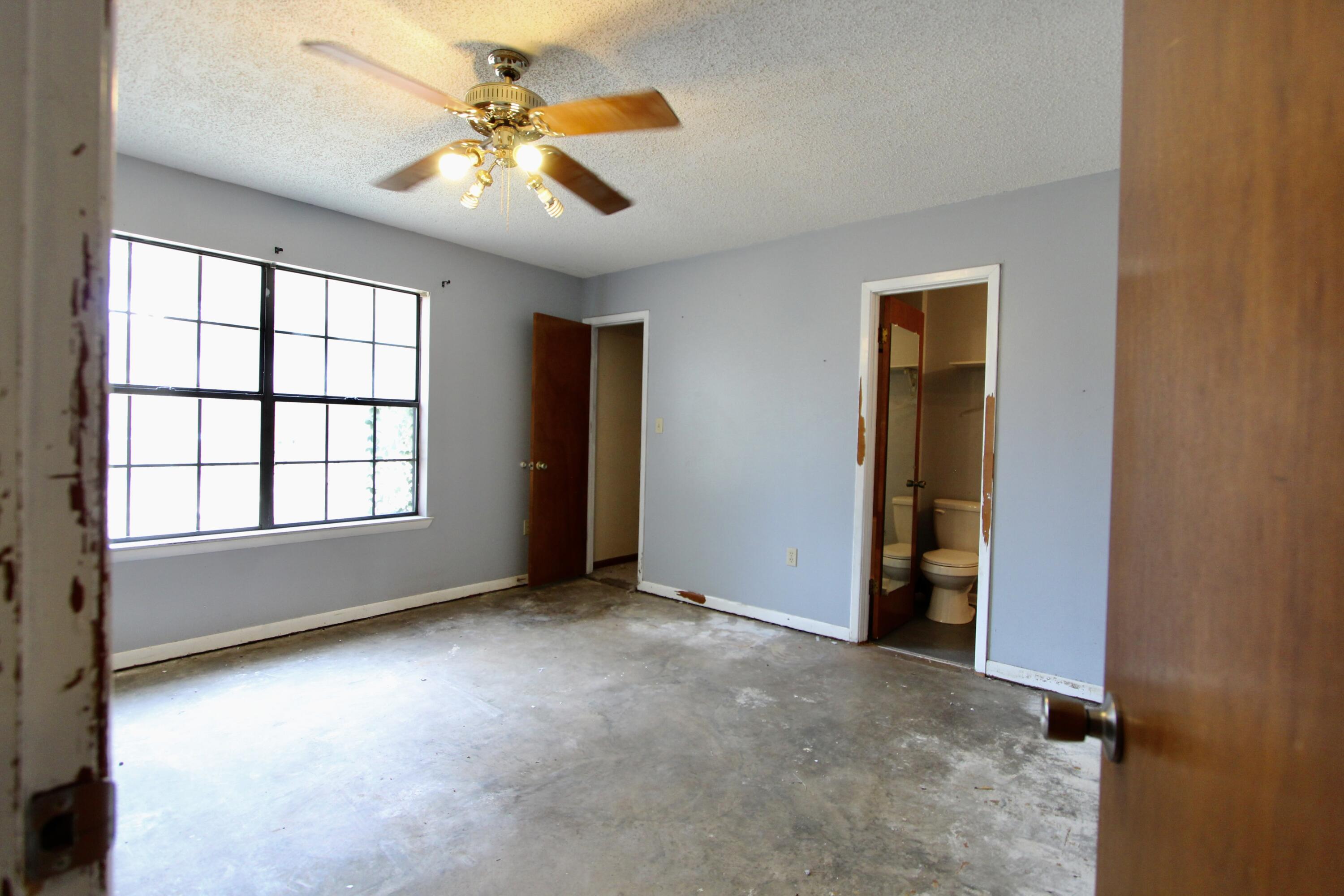 103 Jamie Court Crestview, FL 32539 - Photo 13 of 21 IMG_3658