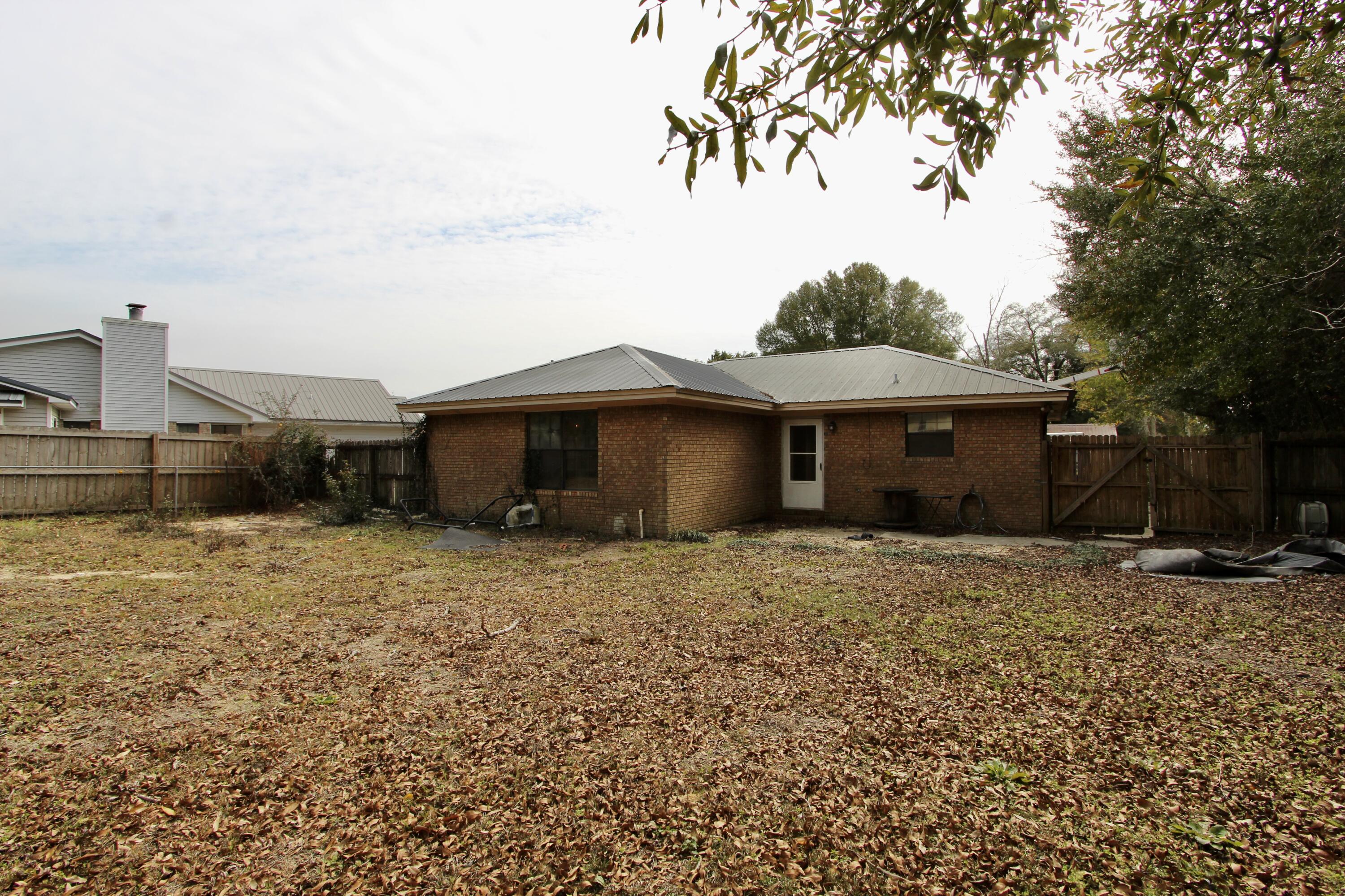 103 Jamie Court Crestview, FL 32539 - Photo 19 of 21 IMG_3667