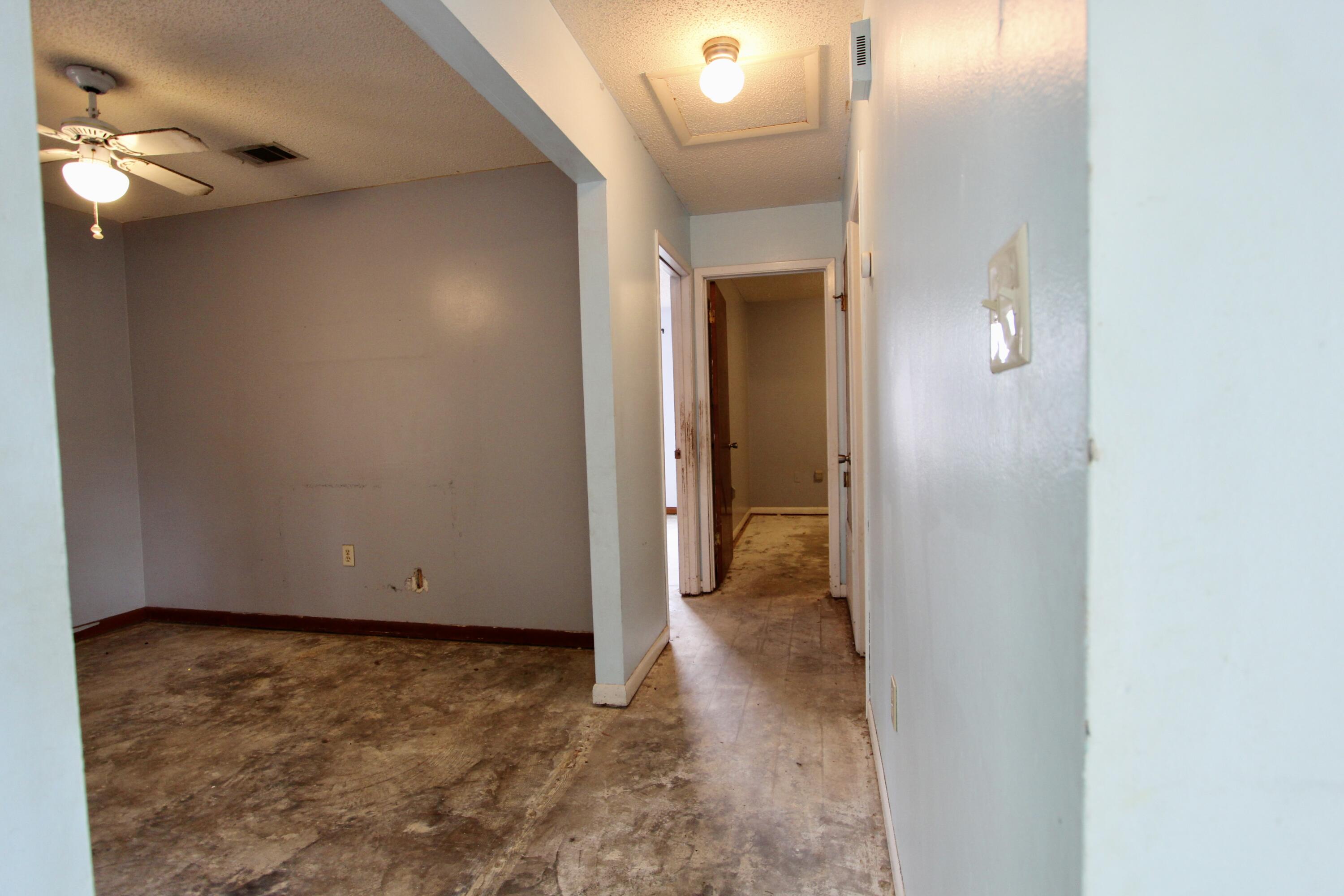 103 Jamie Court Crestview, FL 32539 - Photo 9 of 21 IMG_3648