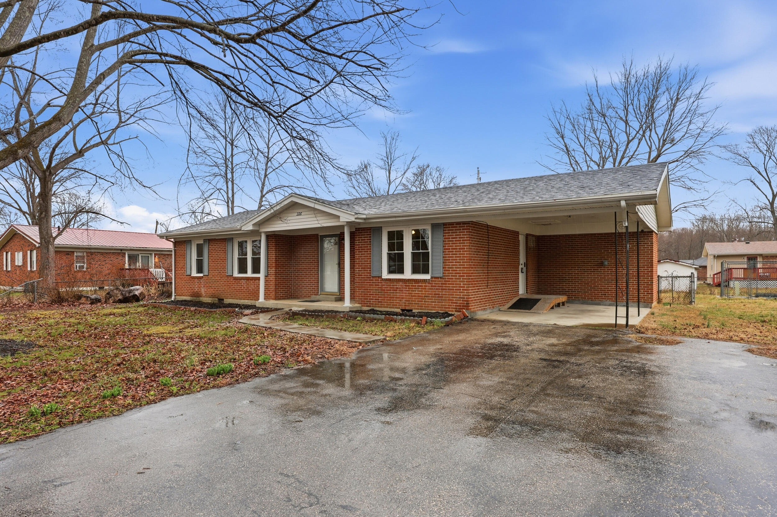 226 Airport Road Stanton, KY 40380 - Photo 3 of 24 1_img_4100-2