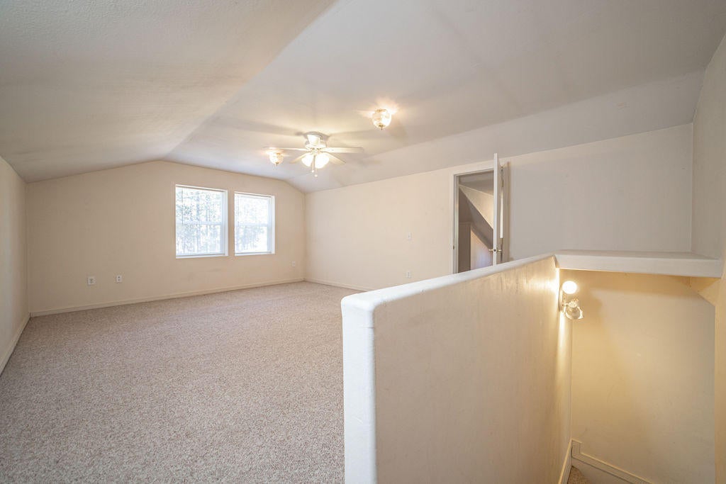19132 Pumice Butte Road Bend, OR 97702 - Photo 29 of 49 PhotoMyListing-53