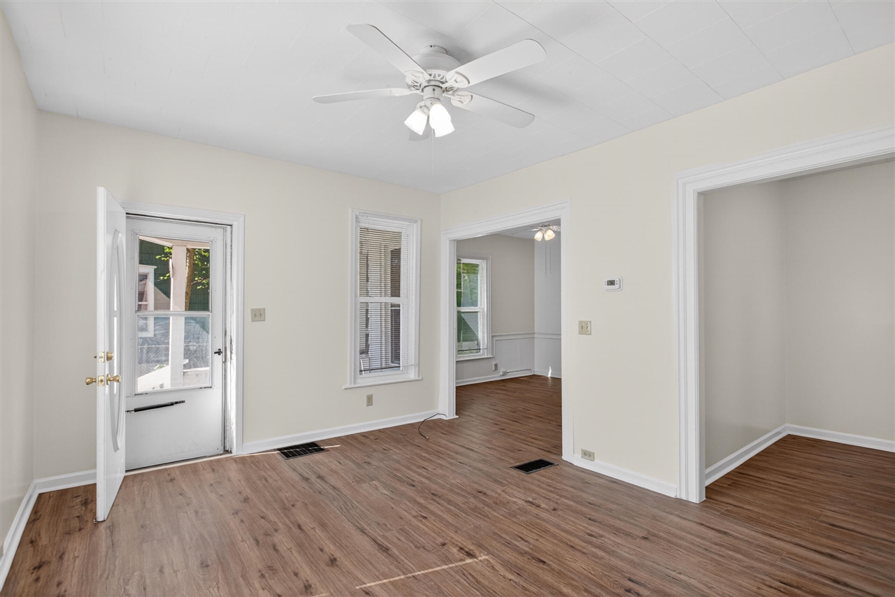 610 Backus Street Jackson, MI 49202 - Photo 23 of 53