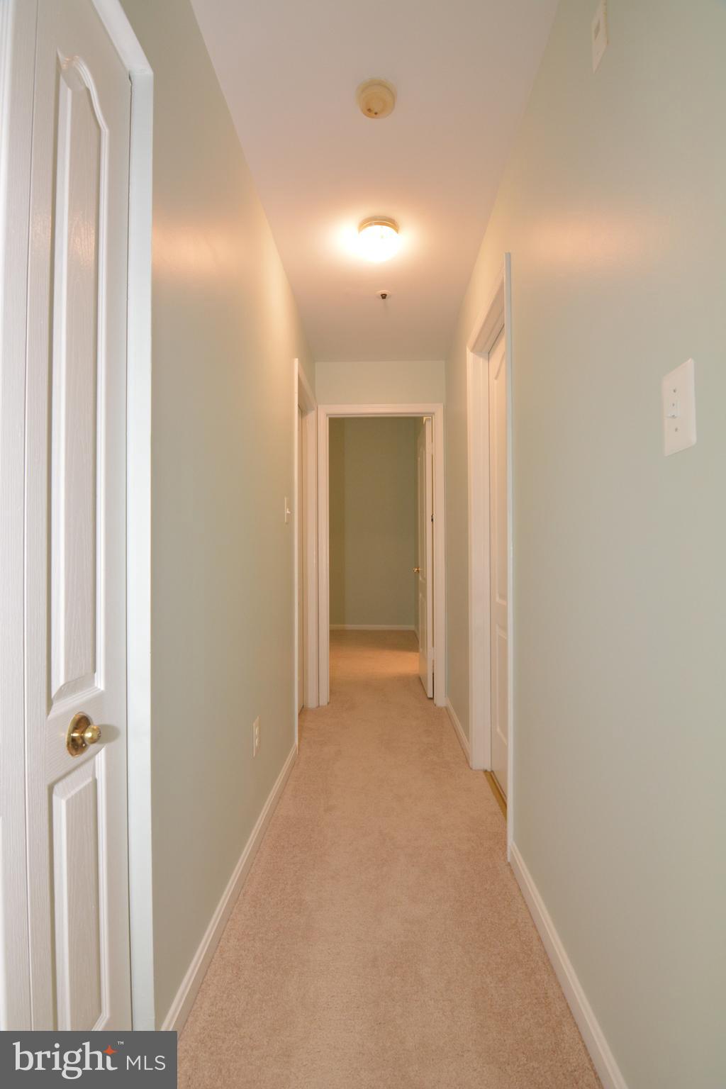 8352 Montgomery Run Road, Unit I Ellicott City, MD 21043 - Photo 18 of 38 Hallway