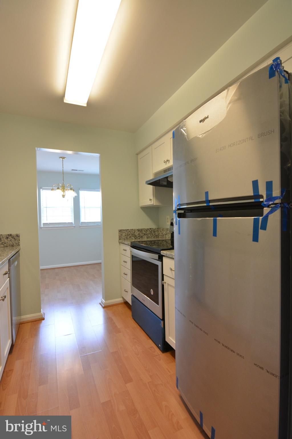 8352 Montgomery Run Road, Unit I Ellicott City, MD 21043 - Photo 5 of 38 Kitchen
