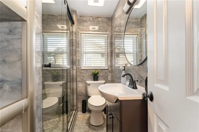 $300,000 | 490 Oakland Drive, Elkin, NC 28621